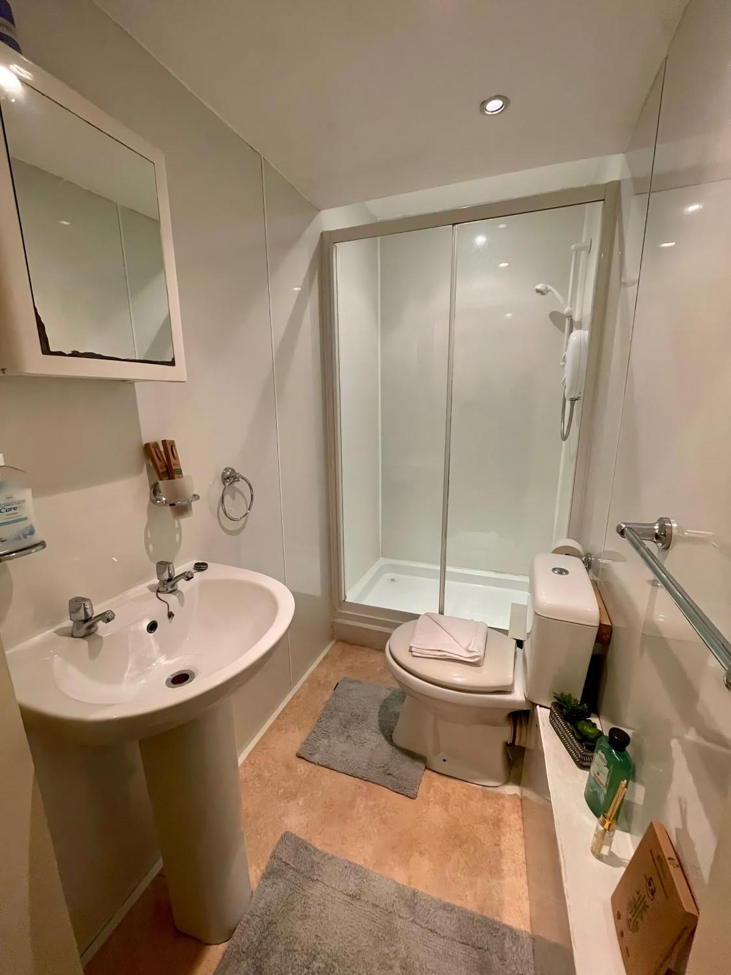 Comfy 2 Bedroom Flat Near Edinburgh City Center Eksteriør bilde
